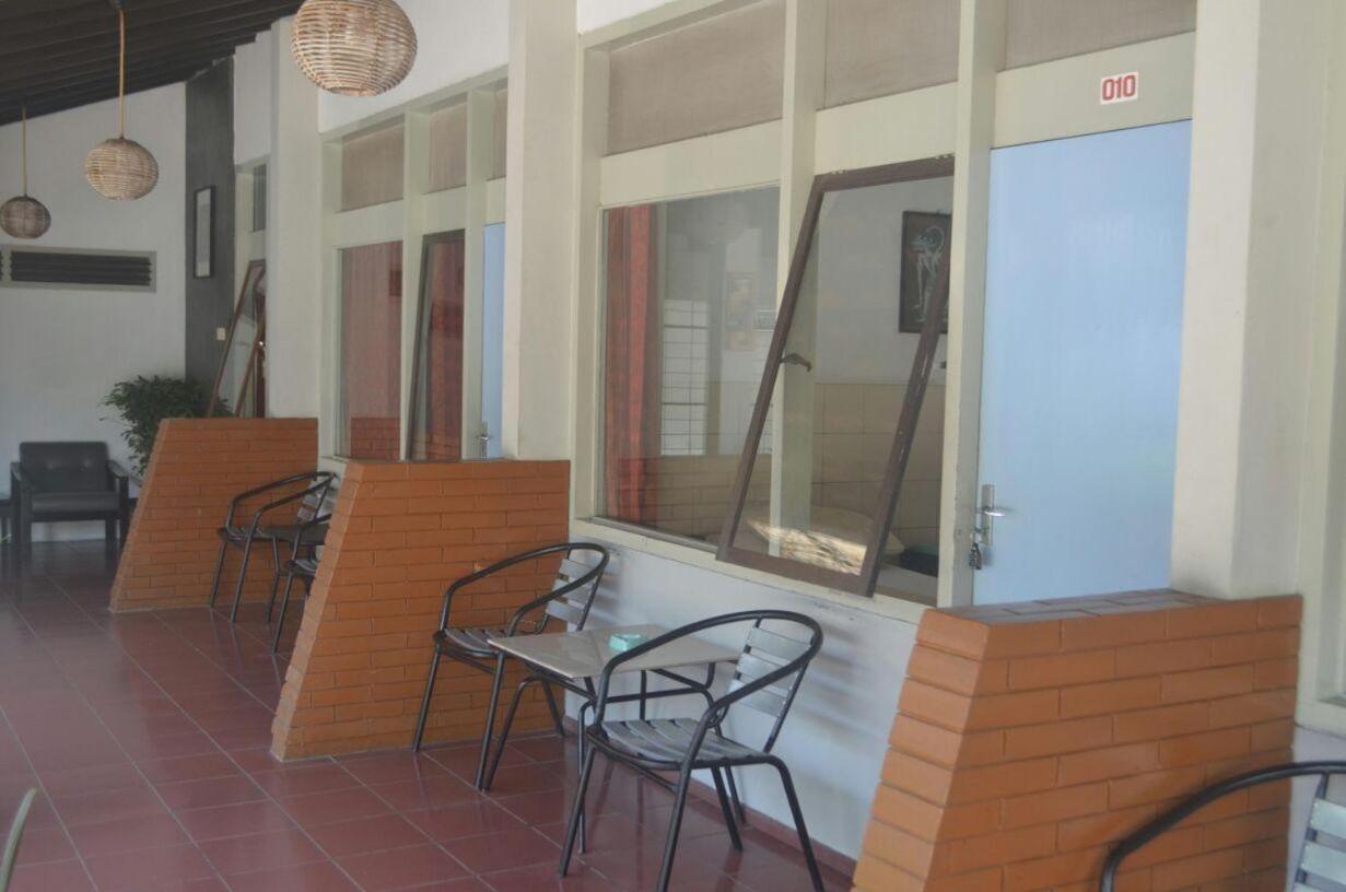 Hotel Aneka Baru Sleman  Kültér fotó