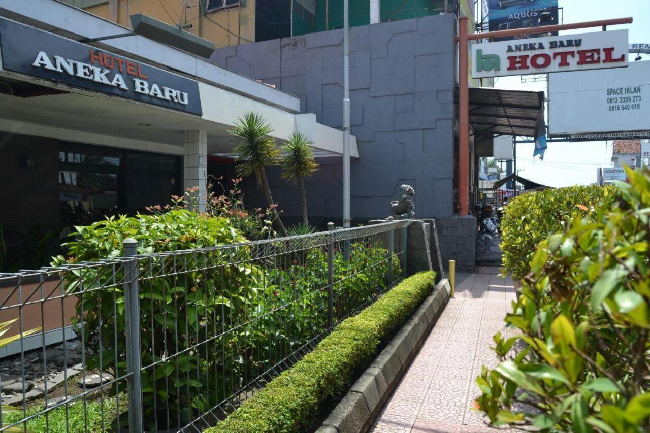 Hotel Aneka Baru Sleman  Kültér fotó